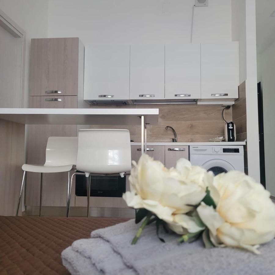 B&B Dei Sogni In Centro, Con Facilita Di Parcheggio Cosenza Exterior photo